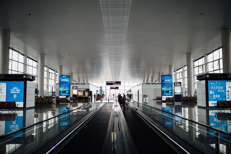 black airport aisle, terminal, airport terminal, human, person, HD wallpaper