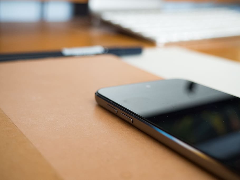 Phone and Notebook on Desk, Business, Macro, Objects, Office HD wallpaper