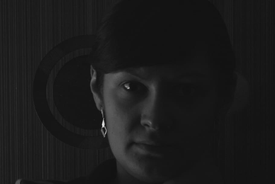 portrait, headshot, one person, looking at camera, indoors HD wallpaper