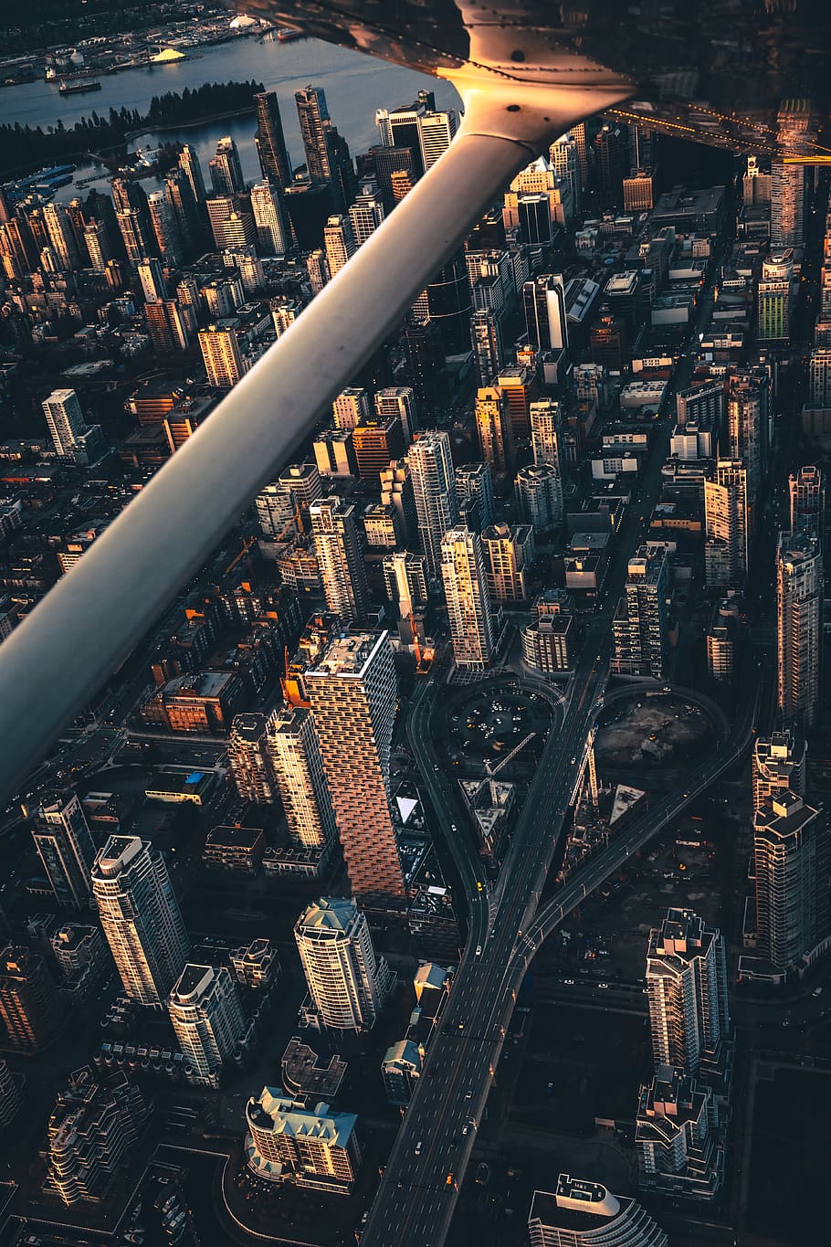 cityscape during day time, architecture, no people, built structure HD wallpaper