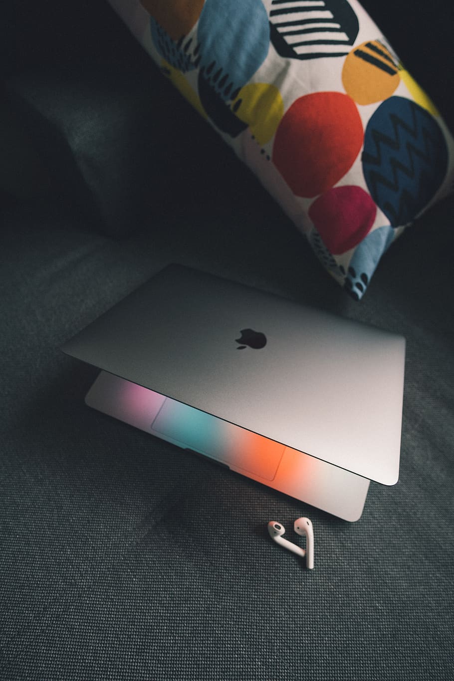 latvia, macbook pro 2018, ikea, gray, minimalist, macos, airpods, HD wallpaper