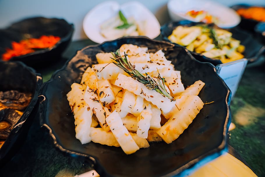 Покажи блюдо. Блюдо 4k. Сатаима но никарагаси блюдо. Fried Potatoes on Black Plate. Free Potato Black Plate.