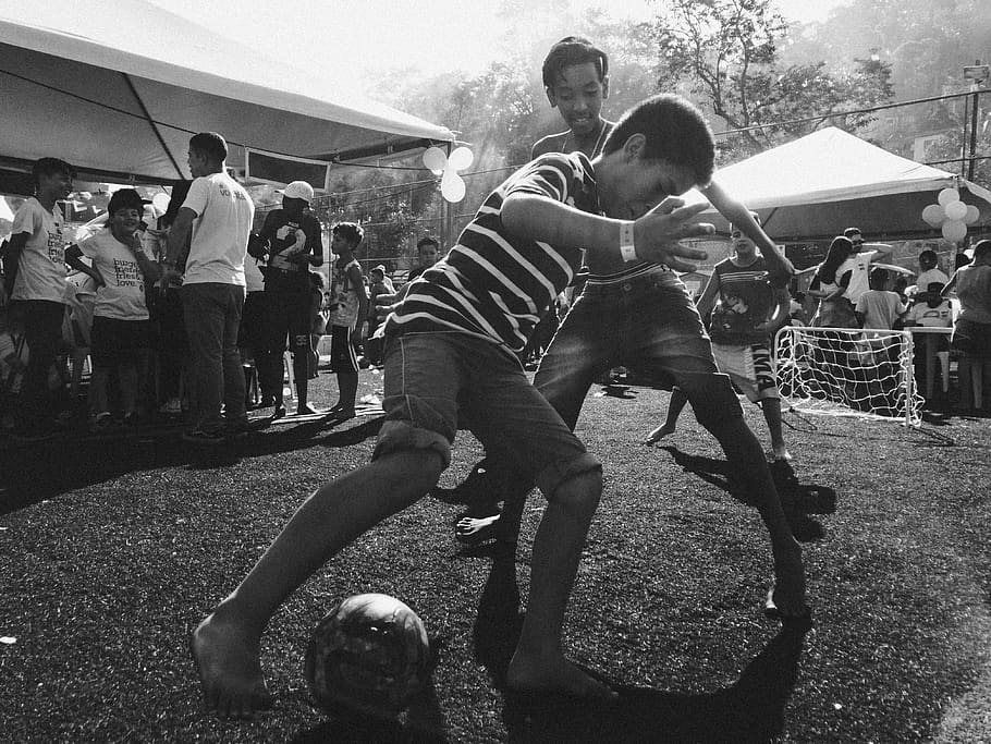 Men Playing Soccer, boys, football players, game, recreation HD wallpaper