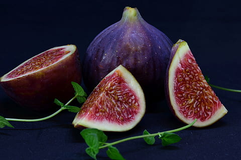fig, sliced, dessert, fruit, healthy, food, cut in half, ficus carica HD wallpaper