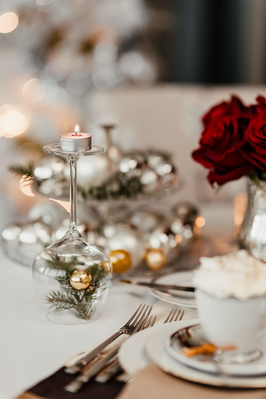 Silver Christmas decorations, xmas, christmas eve, dining, dining room HD wallpaper