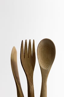 Brown Wooden Spoon and Fork, close-up, cutlery, kitchenware, utensils HD wallpaper