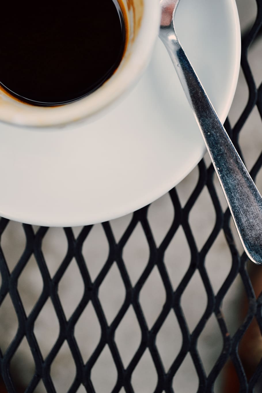 espresso, coffee, spoon, table, outside, caffine, cup, food and drink HD wallpaper