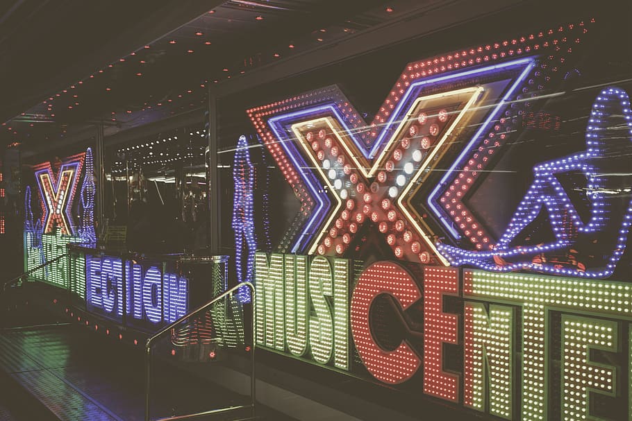 lighted Musicenter signage, lighting, food, meal, art, led, spotlight HD wallpaper
