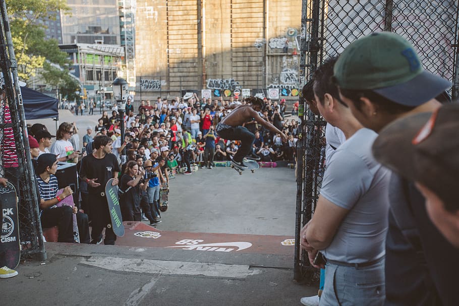 person doing skateboard tricks, human, pedestrian, clothing, hat HD wallpaper