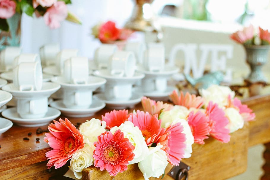 cup, saucer, ceramic, flower, bouquet, interior, design, wedding HD wallpaper