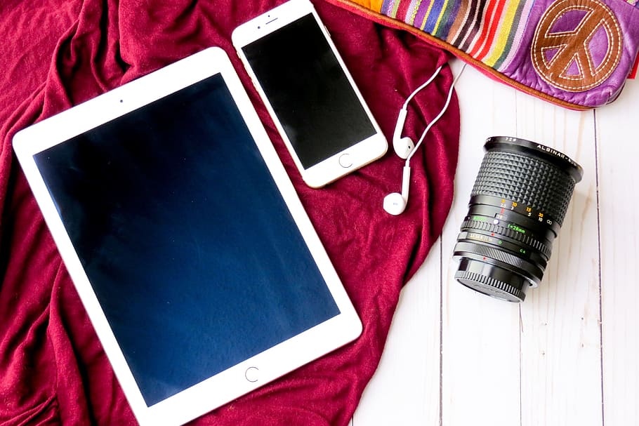 iPad + iPhone, technology, no people, holiday, photography themes HD wallpaper