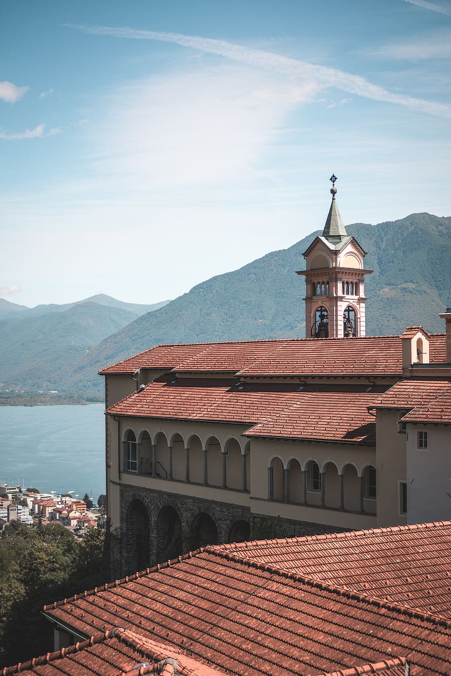 Photography of Concrete Building Near Mountains, ancient, architecture HD wallpaper