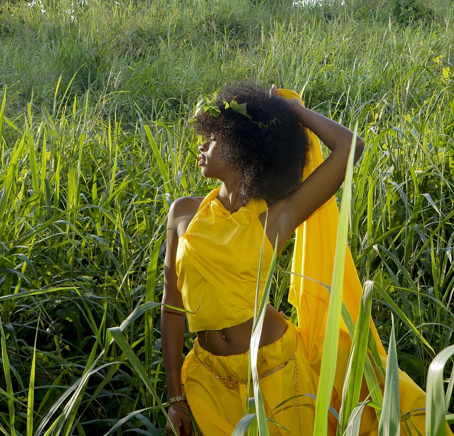 Woman In Grass Field, fashion, model, person, wear, plant, leisure activity HD wallpaper