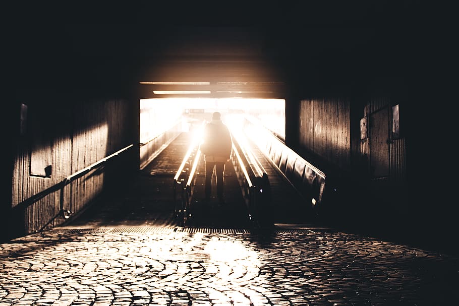 people, man, light, dark, floor, alone, architecture, illuminated HD wallpaper