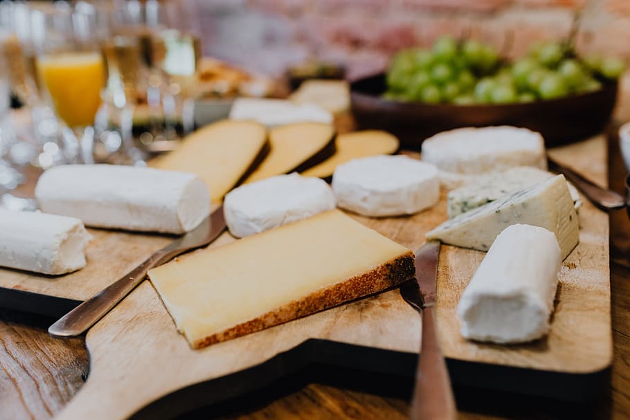 Cheese, white wine and grapes, fruit, party, snack, italian, wineglass HD wallpaper