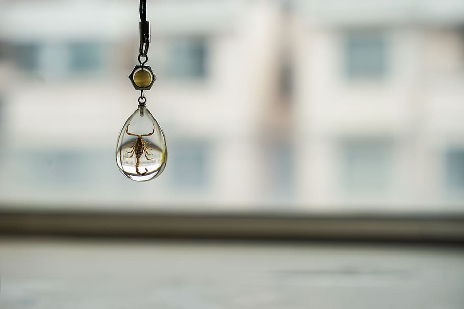 Selective Focus Photography of Glass Hanging Decor, blur, chain HD wallpaper