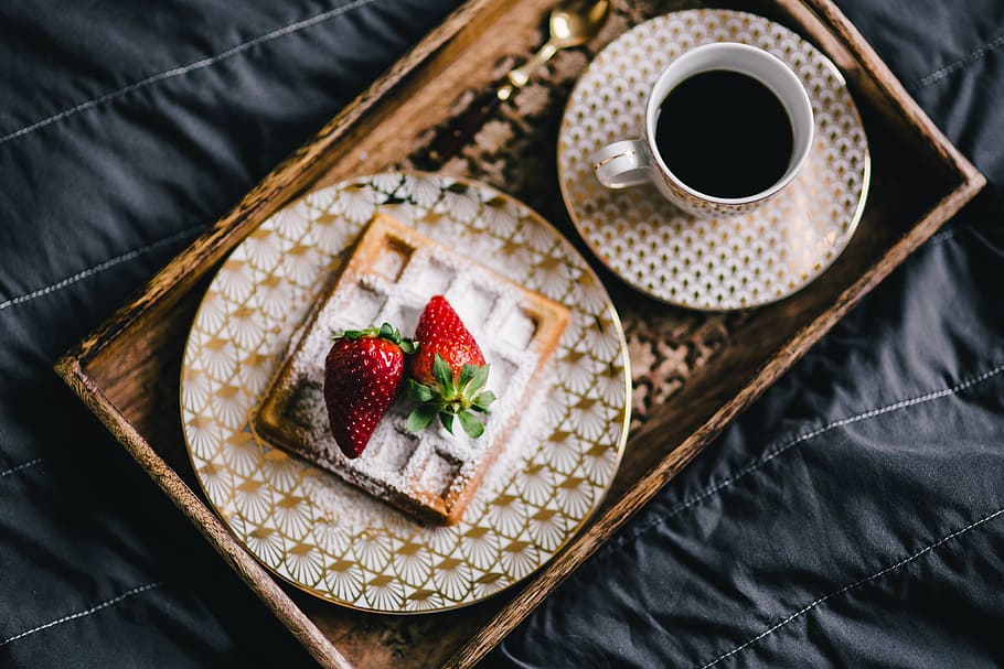 Saffle with strawberries and cup of coffee, fruit, cafe, bed, HD wallpaper