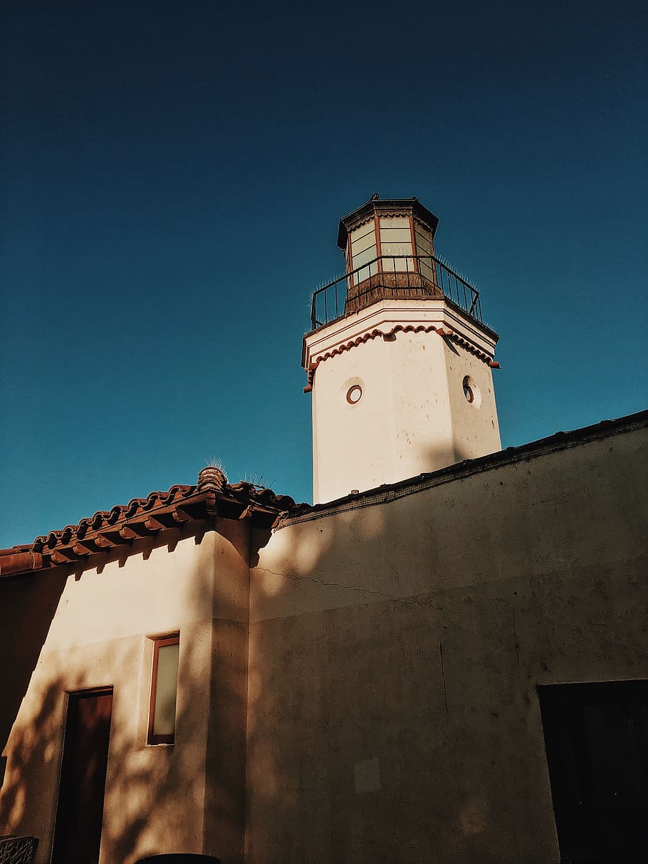 white concrete tower under blue sky, building, beacon, united states, HD wallpaper