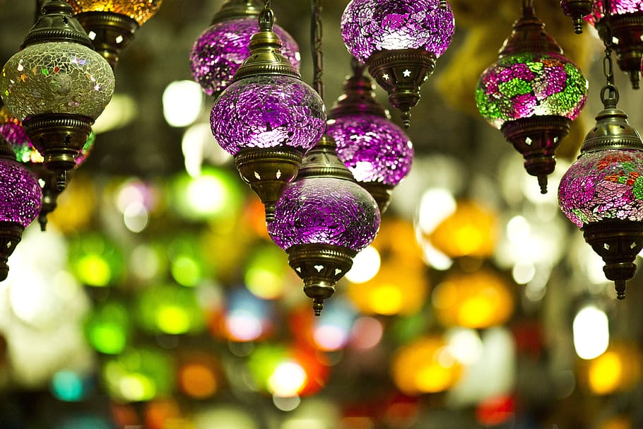 Purple Pendant Lamp Lot, art, background, beautiful, bright, chandelier HD wallpaper
