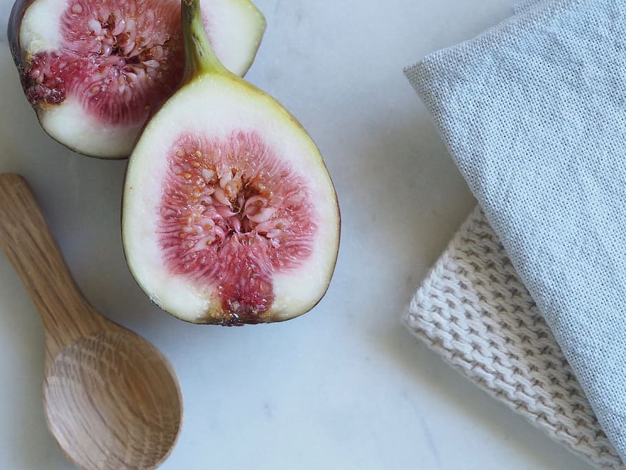 sliced, fruit, kitchen, minimal, food, wooden spoon, cook, towel HD wallpaper