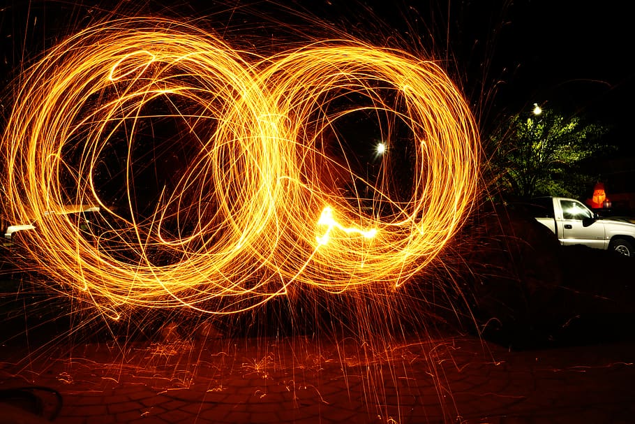 circules, shine, spark, fire, orange, night, spin, motion, illuminated HD wallpaper