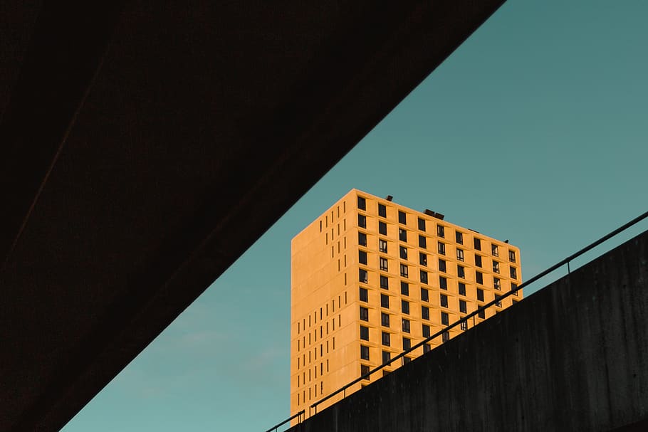 beige concrete building, built structure, low angle view, sky HD wallpaper