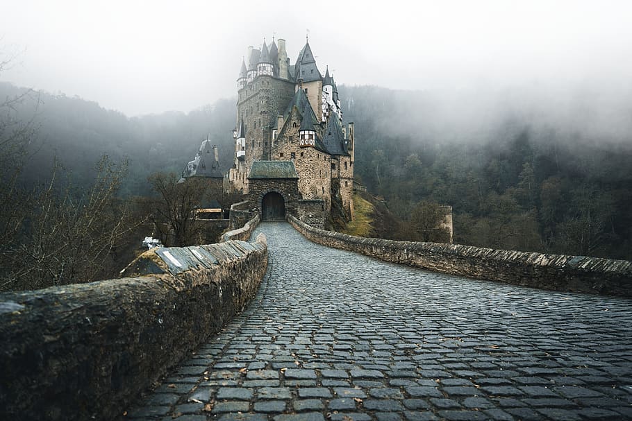 Eltz Castle, Germany during daytime, architecture, building, walkway, HD wallpaper