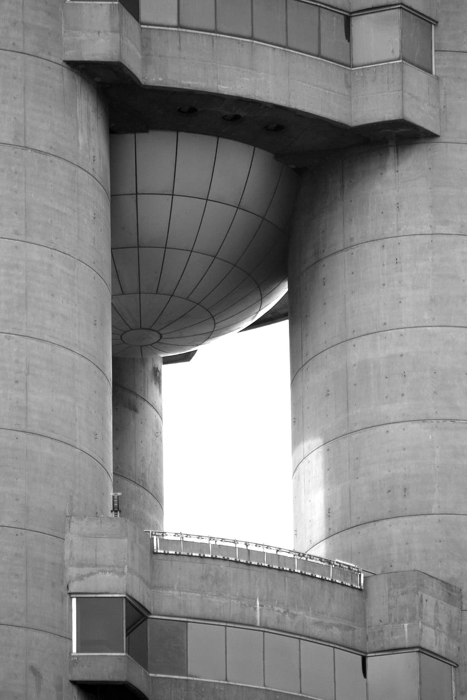 gray concrete building during daytime, shanghai, china, oriental pearl tower