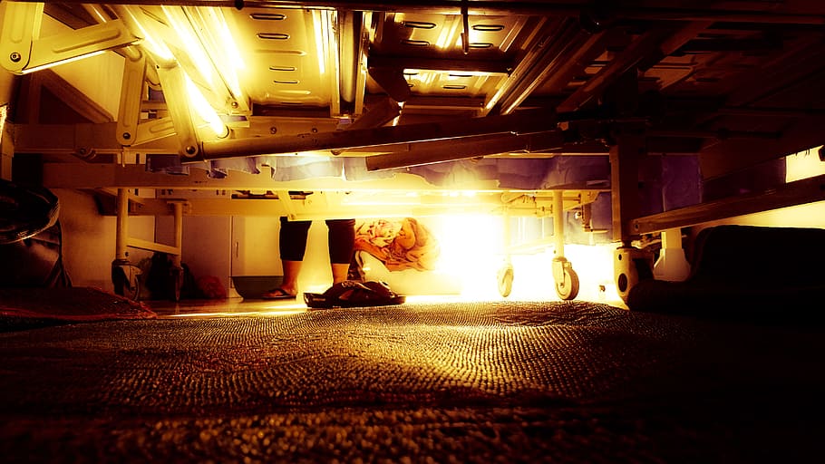 hide, scare, creepy, feed, dark, under, bed, hidden, spy, illuminated HD wallpaper