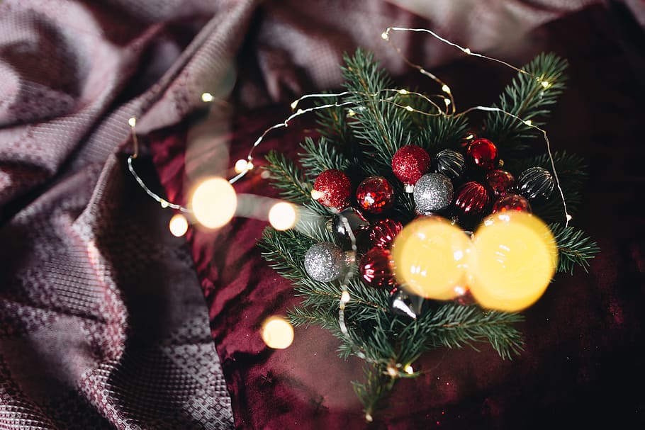Burgundy Christmas Decorations, modern, holidays, elegant, red HD wallpaper