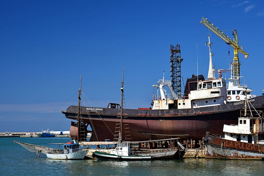 port, ships, shipyard, rust, old, kahn, mediterranean, italy HD wallpaper