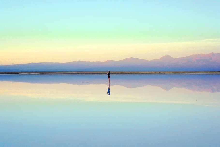 sea, ocean, water, reflection, nature, people, alone, girl HD wallpaper