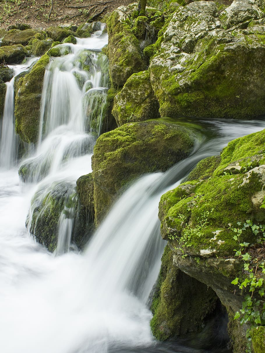 Waterfalls from Rocks, environment, flow, green, landscape, moss HD wallpaper