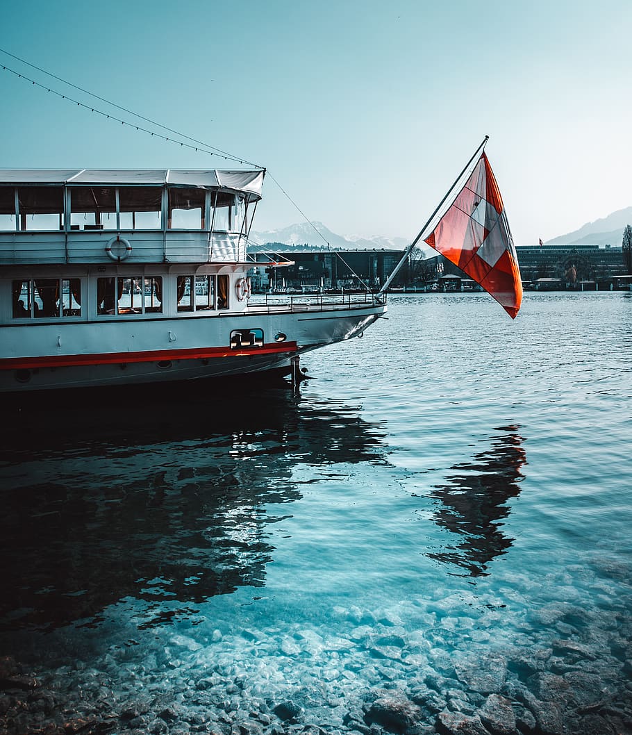 White and Red Flag on Boat, bay, daylight, docked, harbor, marina HD wallpaper