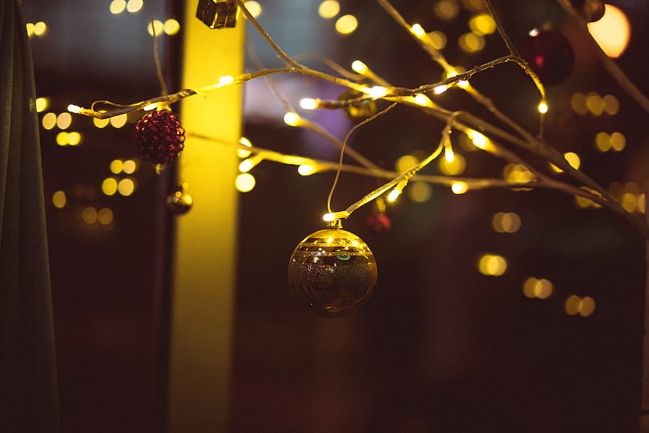 sphere, lighting, christmas, bokeh, art, decoration, lights HD wallpaper