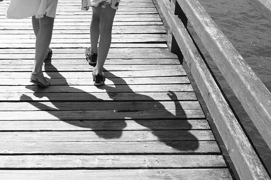 germany, prerow, daughter, walking, wood, black and white, boardwalk HD wallpaper