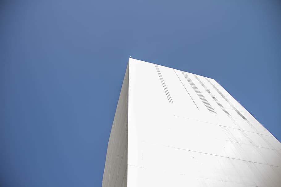 perspective, contrast, sky, blue, white, building, street, architecture HD wallpaper