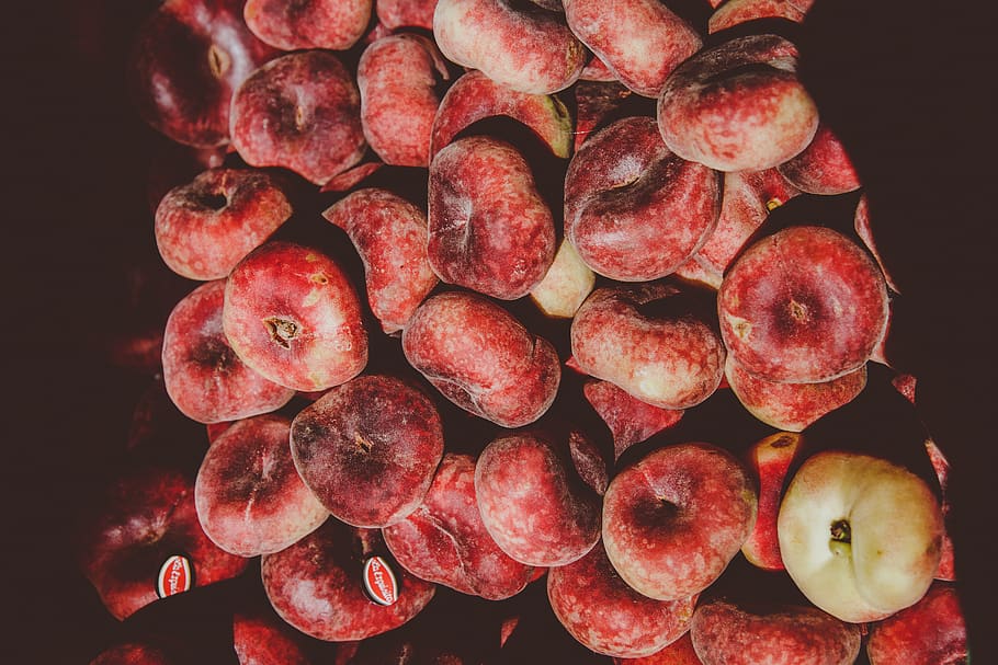 Pile of Round Red Fruits, fresh fruit, pluots, healthy eating HD wallpaper