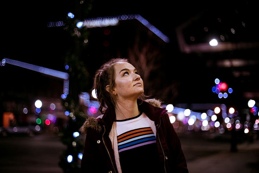 Woman Looking Up during Night Time, jacket, lights, person, wear HD wallpaper