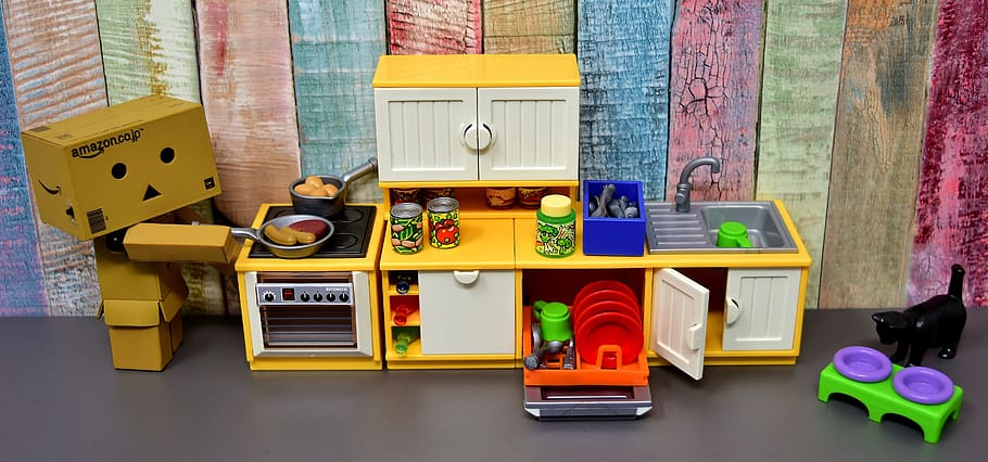 danbo, figure, kitchen, house work, no people, multi colored HD wallpaper