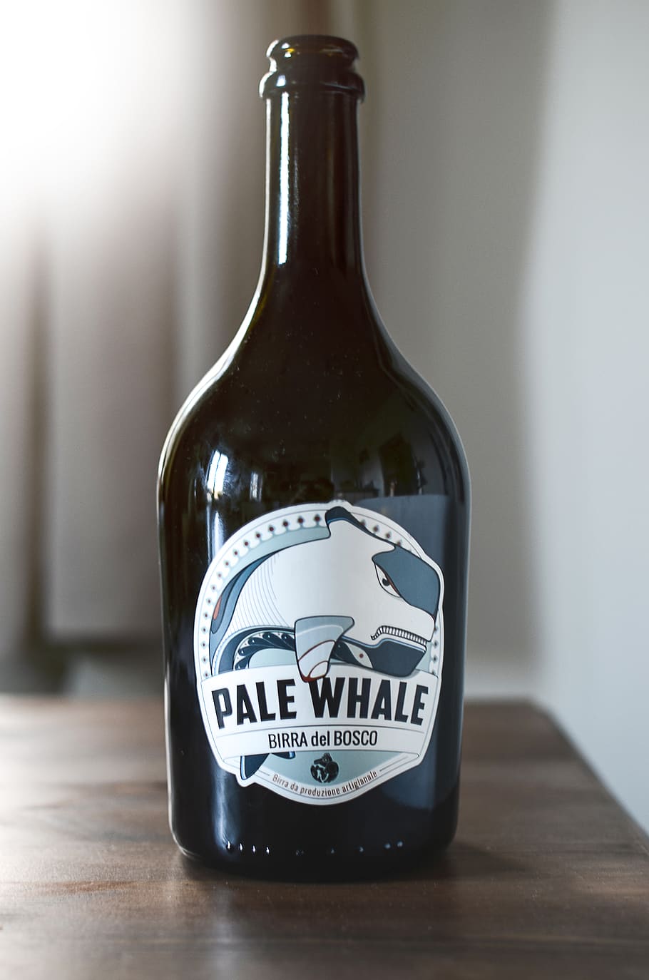 beer, bottle, alcohol, drink, beverage, beer bottle, wood, pale ale HD wallpaper