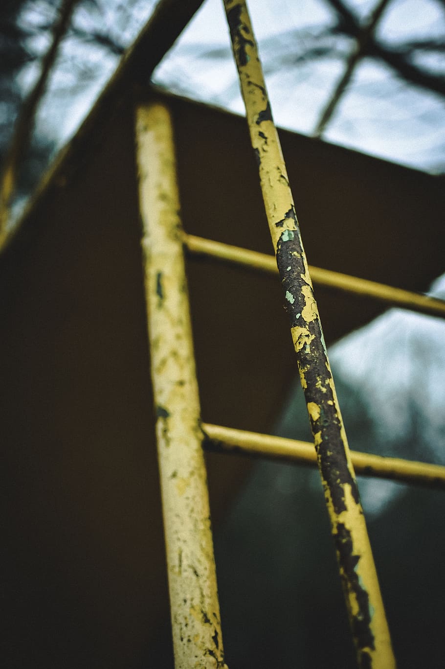 yellow, steps, ladder, rust, playground, iron, metal, danger