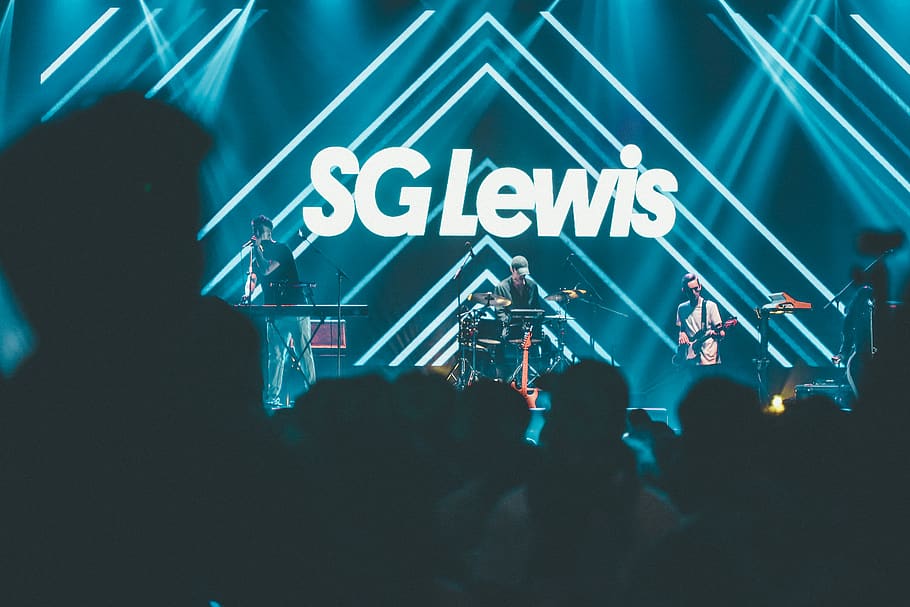 SG Lewis logo, human, person, crowd, concert, rock concert, musical instrument HD wallpaper