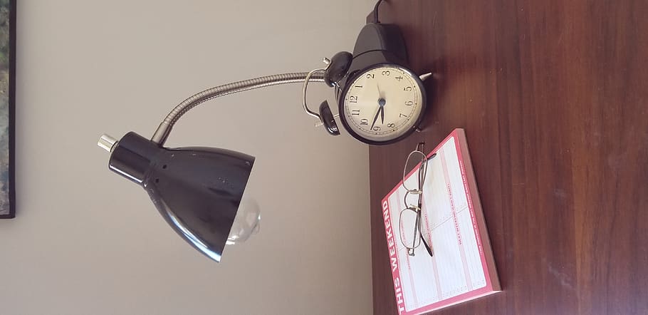 reminder, notepad, weekend, clock, lampshade, office, time HD wallpaper