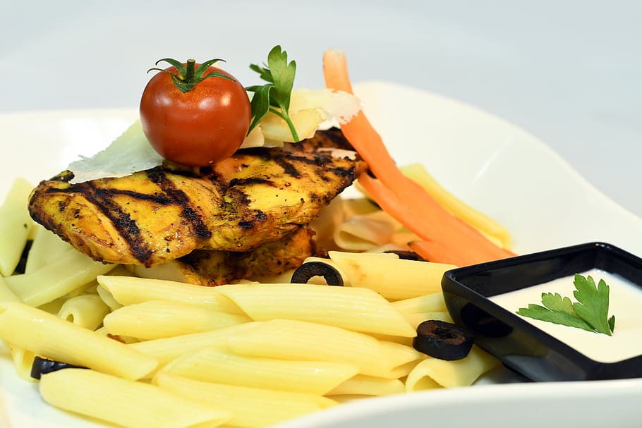 Macaroni With Tomato and Grilled Chicken, cuisine, delicious HD wallpaper