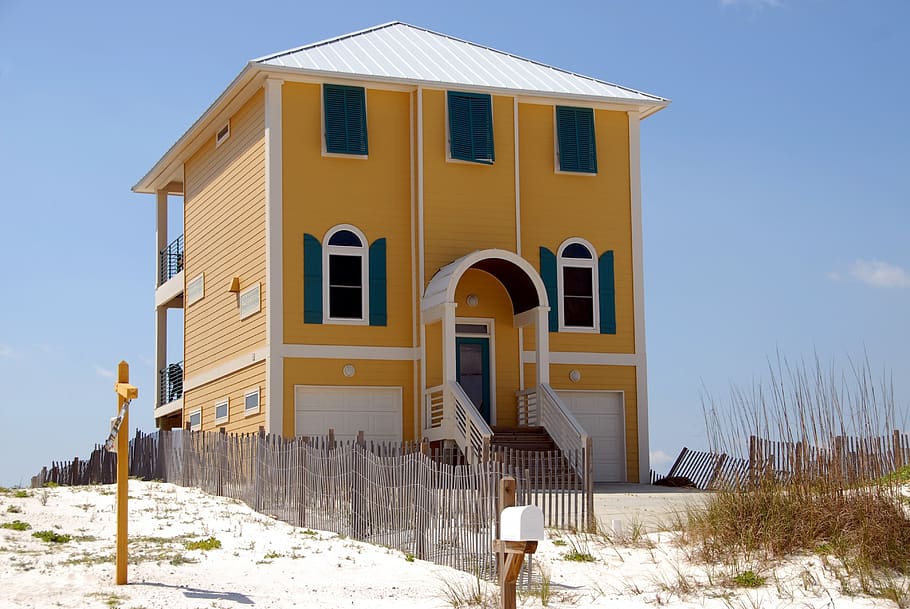 Yellow and White Painted House, architecture, building, grass HD wallpaper