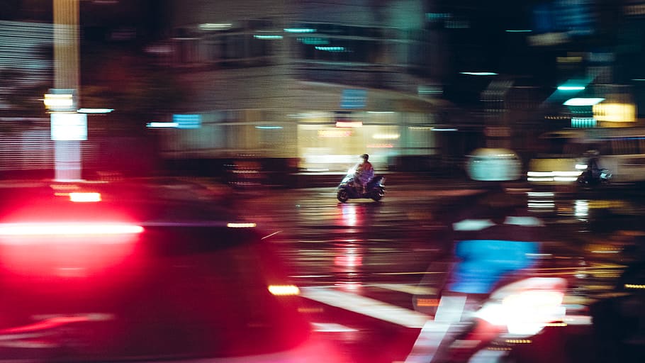 chasing, neonlight, streets, scooter, raining, motorcycle, taiwan HD wallpaper