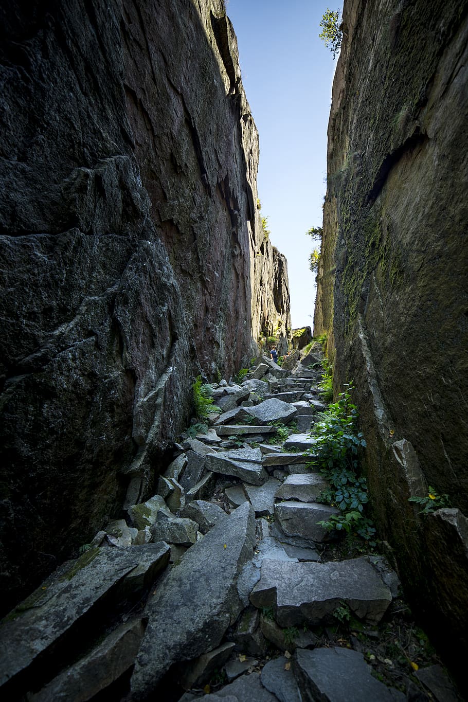 sweden, stone, nature, split, architecture, solid, direction HD wallpaper