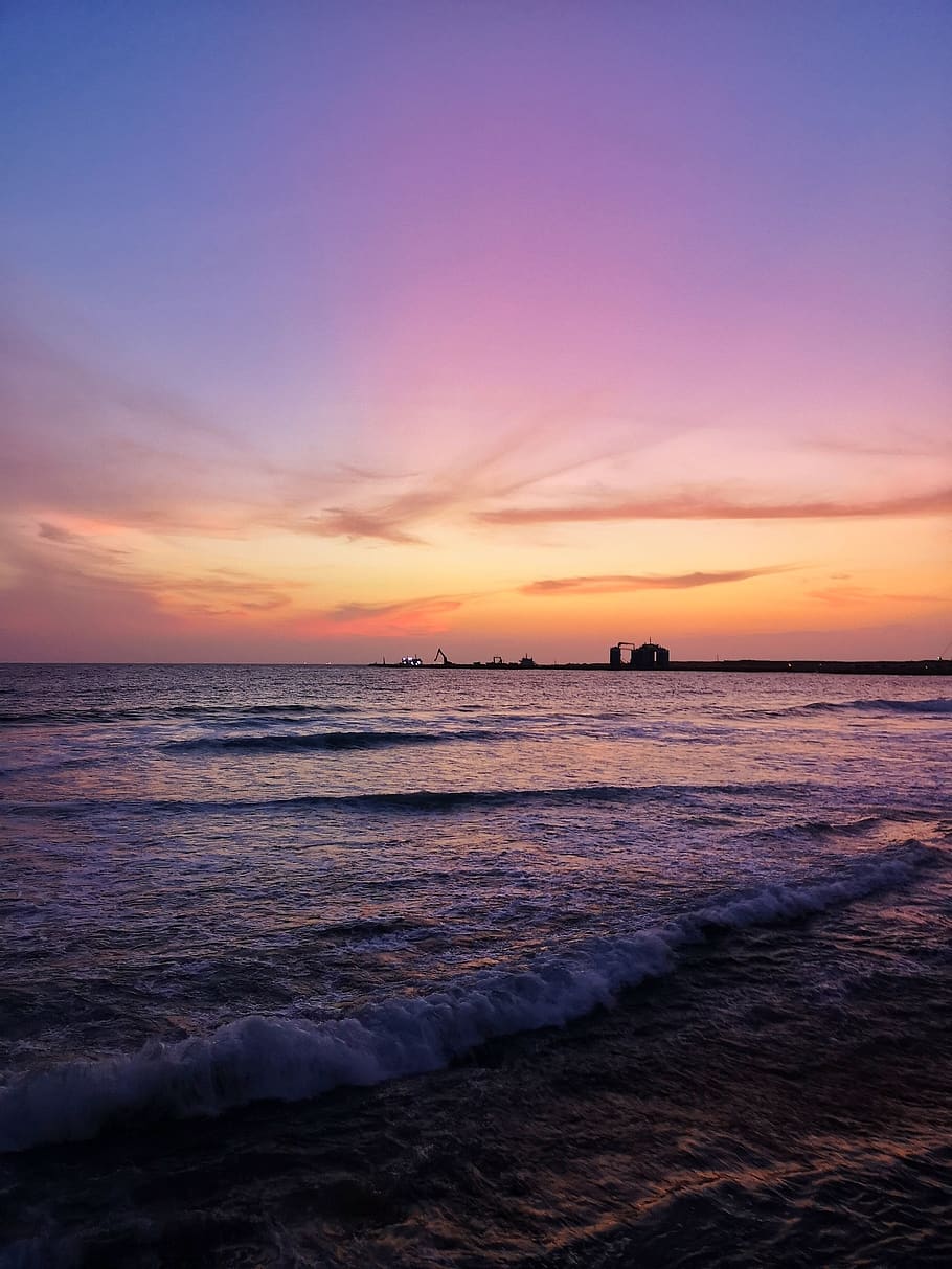 Scenic View Of Ocean During Dawn, beach, clouds, dusk, horizon, HD wallpaper