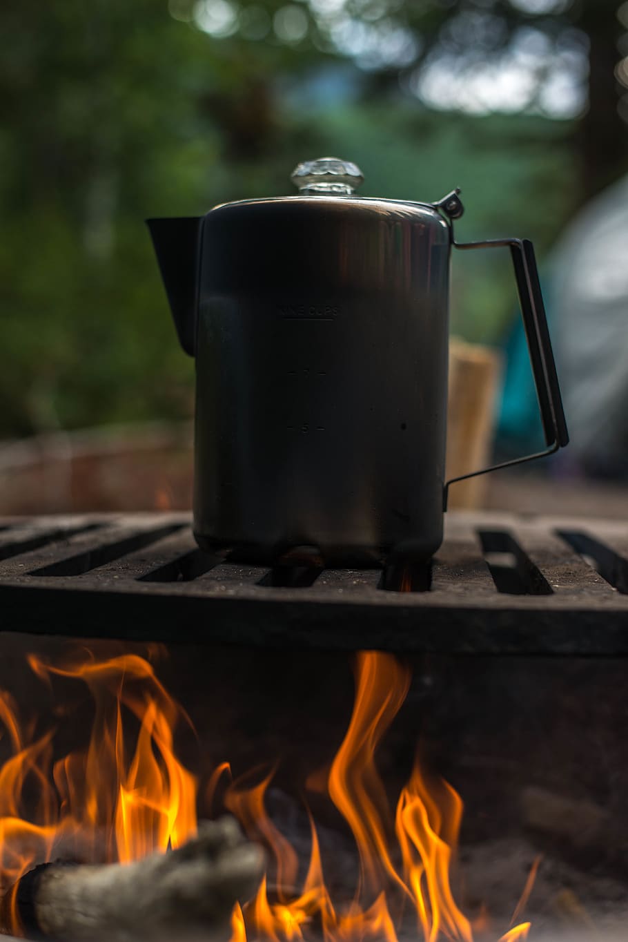 black kettle above fire burning, heat - temperature, food and drink HD wallpaper